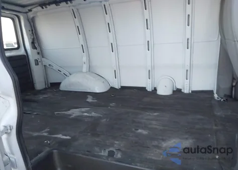 2024 GMC Savana Cargo Rwd 2500 Regular Wheelbase Work Van from USA, damaged, VIN 1GTW7AFP1R1102284